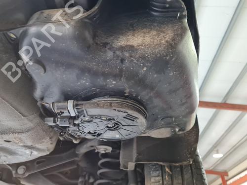 AdBlue-tank SKODA SUPERB III Estate (3V5) 2.0 TDI (150 hp) 31189423