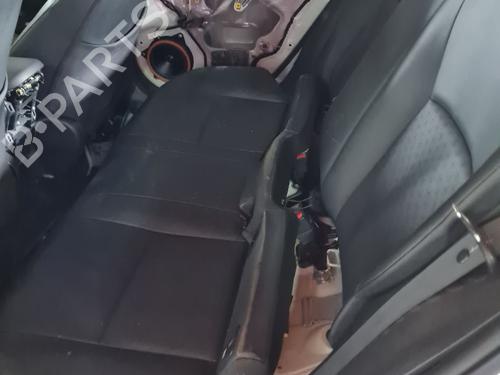 Sæde Bagtil Sæde Bagtil TOYOTA C-HR (_X1_) 1.8 Hybrid (ZYX10_, ZYX11_, ZYX10R, ZYX11R) (122 hp) 33818142 33818142