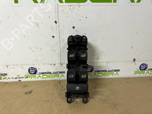 Used Left front window switch Left front window switch LAND ROVER FREELANDER 2 (L359) 2.2 TD4 4x4 (160 hp) 21768182 21768182