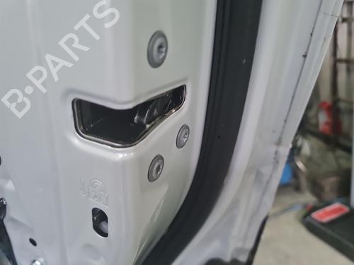 rear-right-lock-toyota-yaris-cross-mxp_-2020-34401654 main image