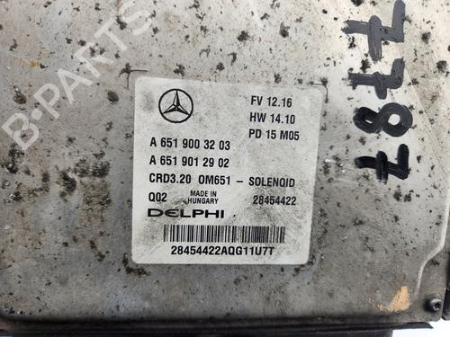 Engine control unit (ECU) MERCEDES-BENZ SPRINTER 3,5-t Van (B906)  | BP30043761M57 