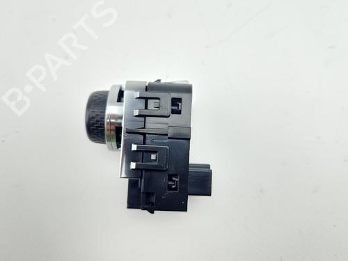 Switch LAND ROVER DEFENDER Station Wagon (L663) D250 MHEV 4x4 | BP39118677I30 - Image 2
