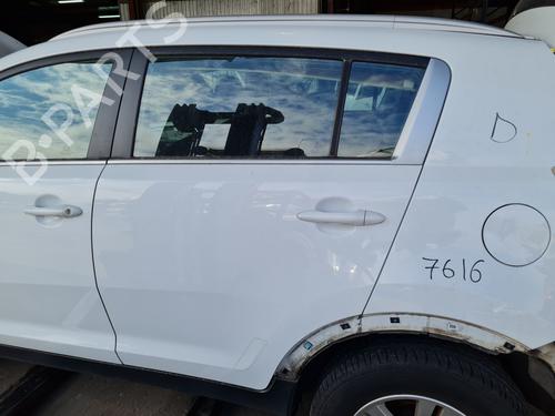 Used Left rear door KIA SPORTAGE III (SL) [2009-2017]  28216085
