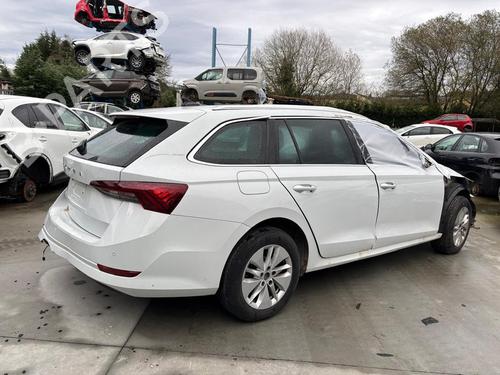 Used Parts SKODA OCTAVIA IV Combi (NX5, PV5) 2.0 TDi 4390058