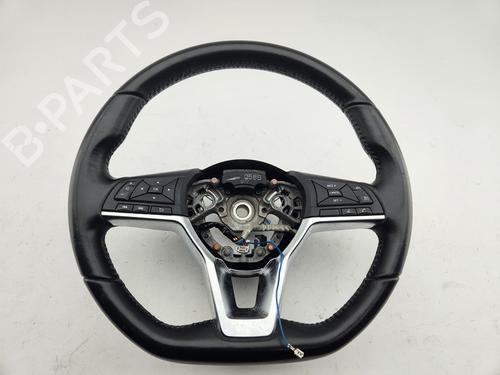 steering-wheel-nissan-qashqai-ii-j11-j11_-2013-30640483 main image