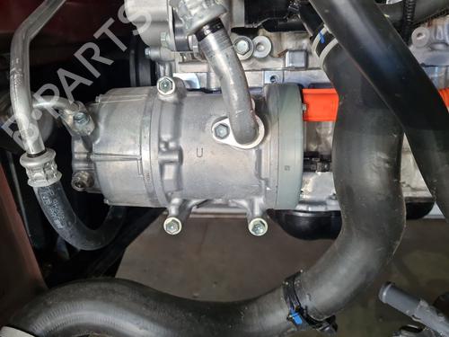 Used AC compressor AC compressor TOYOTA C-HR (_X1_) 2.0 Hybrid (MAXH10) (112 hp) 40020793 40020793