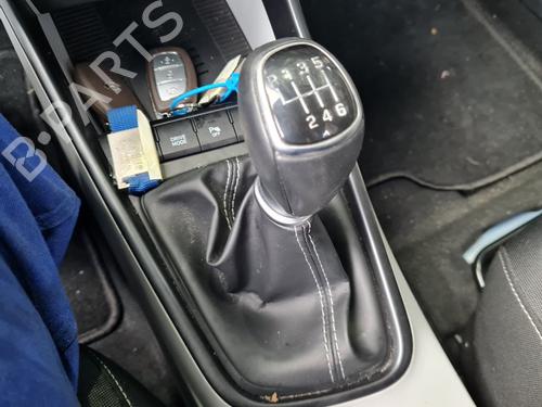 Used Shift knob Shift knob HYUNDAI i20 III (BC3, BI3) 1.0 T-GDI (101 hp) 22968181 22968181