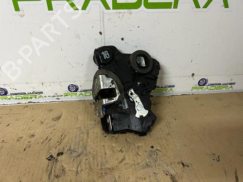 Used Front left lock TOYOTA HILUX VII Pickup (_N1_, _N2_, _N3_) 3.0 D-4D 4WD (KUN26) (171 hp) 21660424
