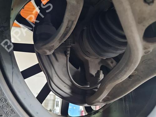 Used Left front steering knuckle Left front steering knuckle MERCEDES-BENZ A-CLASS (W176) A 200 CDI / d (176.008) (136 hp) 37199933 37199933