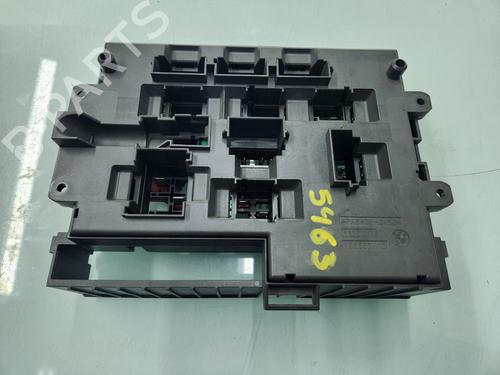 Used Fuse box Fuse box BMW 3 Coupe (E92) 320 d (177 hp) 24472215 24472215