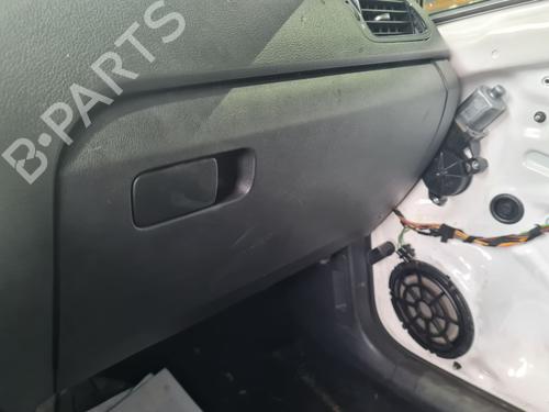 Used Glove box VW POLO V (6R1, 6C1) [2009-2022]  31027009