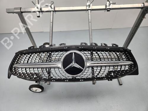 Used Grille Grille MERCEDES-BENZ CLA (C118) CLA 200 (118.387) (163 hp) 33986155 33986155