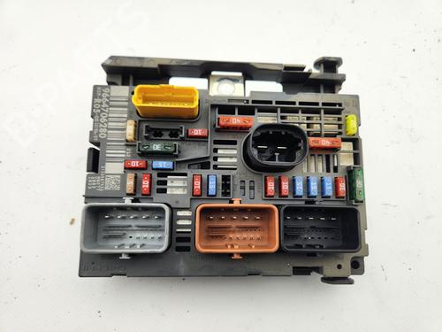 Used Fuse box Fuse box PEUGEOT 308 I (4A_, 4C_) [2007-2016] 33842788 33842788