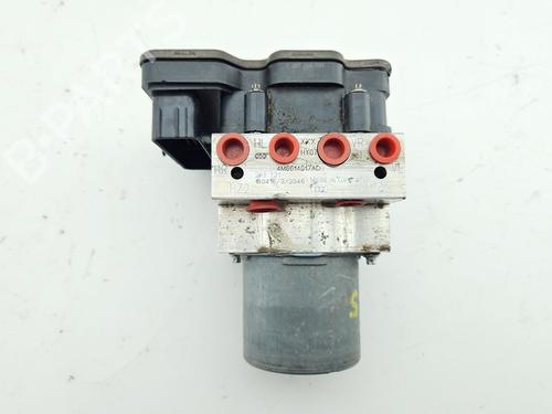 Used ABS pump ABS pump VW TOUAREG (CR7, RC8) 3.0 TDI 4motion (286 hp) 39944817 39944817