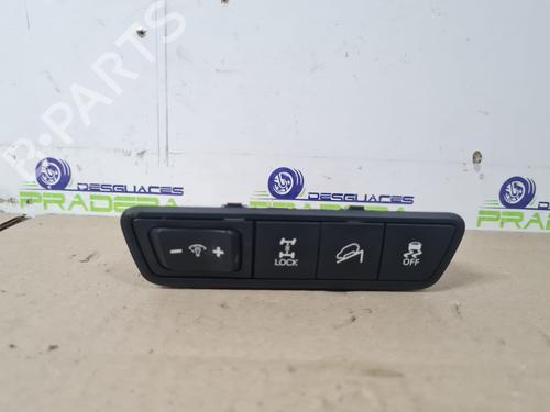 Used Switch HYUNDAI ix35 (LM, EL, ELH) [2009-2016]  21660038