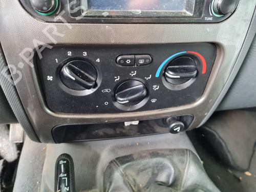 AC Styreenhet / Manøvreringsenhet JEEP CHEROKEE (KJ) 2.8 CRD 4x4 (150 hp) 28296613