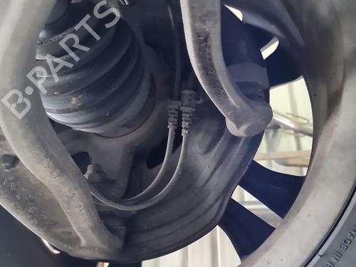 Used Right front steering knuckle Right front steering knuckle MERCEDES-BENZ GLA-CLASS (X156) GLA 200 CDI / d (156.908) (136 hp) 36358319 36358319