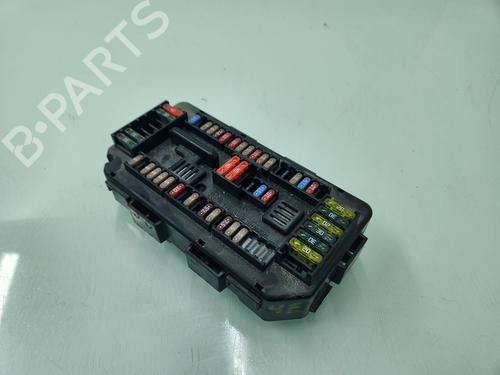 Used Fuse box BMW 1 (F21) 116 d (116 hp) 24472205