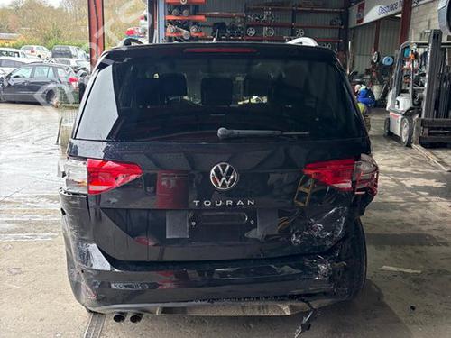 Mittelkonsole VW TOURAN (5T1) | BP31809563I22