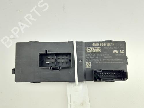 Used Electronic module Electronic module AUDI A4 B9 Avant (8W5, 8WD) 2.0 TDI (136 hp) 40009521 40009521