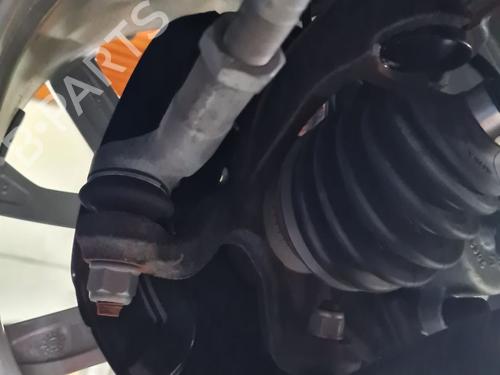 Used Left front steering knuckle Left front steering knuckle AUDI A1 Sportback (8XA, 8XF) 1.0 TFSI (95 hp) 33964698 33964698