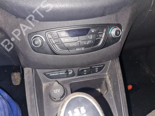climate-control-ford-tourneo-courier-b460-mpv-2014-33026337 main image