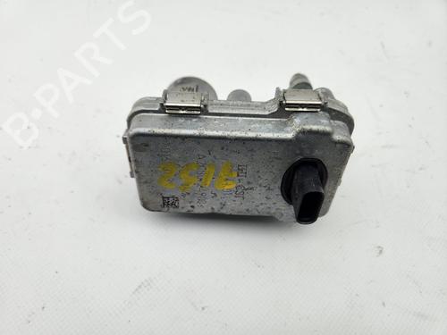 Used Electronic module Electronic module BMW 3 (E90) 318 d (143 hp) 33869379 33869379