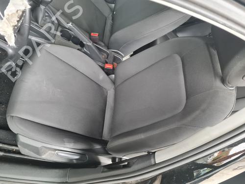 Sæde venstre fortil AUDI A1 Sportback (GBA) 25 TFSI (95 hp) 30910694