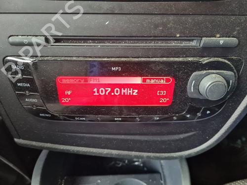 Used Radio SEAT LEON (1P1) 1.9 TDI (90 hp) 24405022