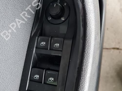 Used Left front window switch Left front window switch SKODA SUPERB III (3V3) [2015-2024] 31841089 31841089