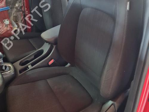 Sæde venstre fortil Sæde venstre fortil HYUNDAI KONA (SX2) 1.6 GDi Hybrid (129 hp) 36014345 36014345