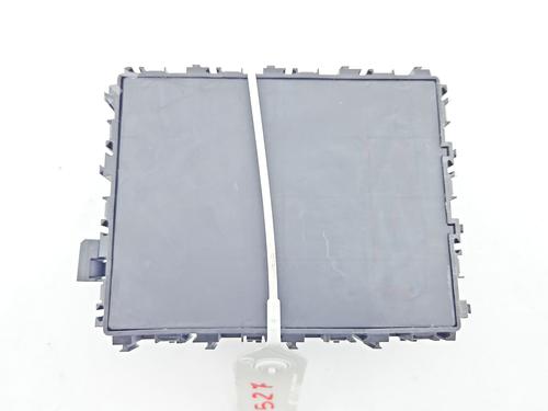 Fuse box LAND ROVER DEFENDER Station Wagon (L663) D250 MHEV 4x4 | BP40292007E1 - Image 2