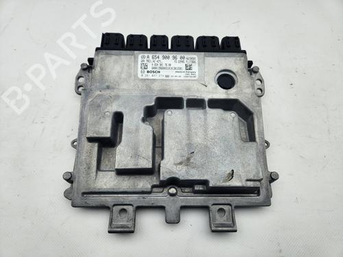 Used Engine control unit (ECU) Engine control unit (ECU) MERCEDES-BENZ CLA (C118) CLA 200 d 4-matic (118.313) (150 hp) 31594324 31594324