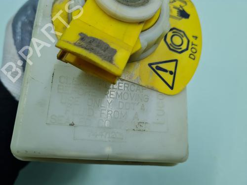 Brake master cylinder LAND ROVER DEFENDER Station Wagon (L316) 2.4 Td4 4x4 (L316) | BP21658040M77 