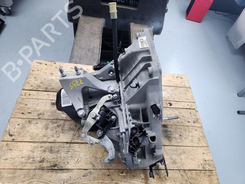 gearbox-dacia-sandero-ii-2012-34138993 main image