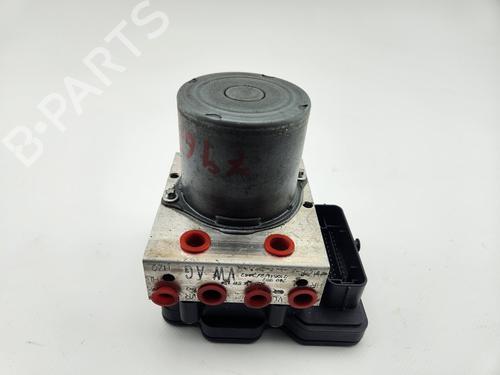 Used ABS pump SEAT ARONA (KJ7, KJP) [2017-2026]  31671449