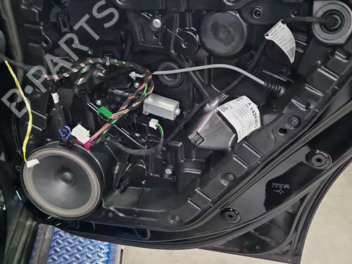 rear-right-window-mechanism-mercedes-benz-a-class-w177-2018-37270465 main image