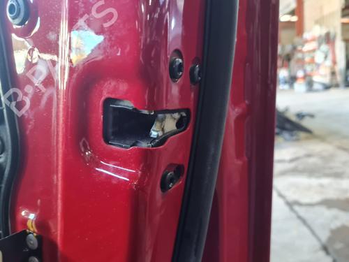 front-right-lock-alfa-romeo-stelvio-949_-2016-30853367 main image