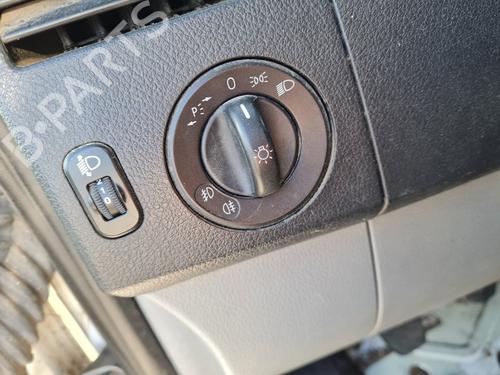 headlight-switch-vw-crafter-30-35-bus-2e_-2006-2007-2008-2009-2010-2011-2012-2013-2014-2015-2016-21659343 main image