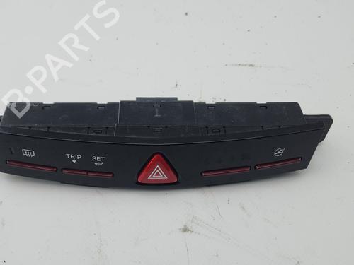 warning-switch-ssangyong-xlv-suv-2016-36663568 main image