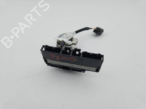 Used Fuse box Fuse box RENAULT CAPTUR II (HF_) TCe 140 (HFN0) (140 hp) 37073517 37073517