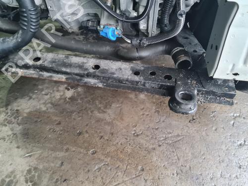 Używane Poprzeczka RENAULT CAPTUR I (J5_, H5_) [2013-2025]  30746264