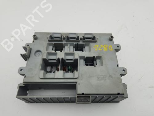 fuse-box-bmw-3-e90-2004-2005-2006-2007-2008-2009-2010-2011-2012-34439828 main image