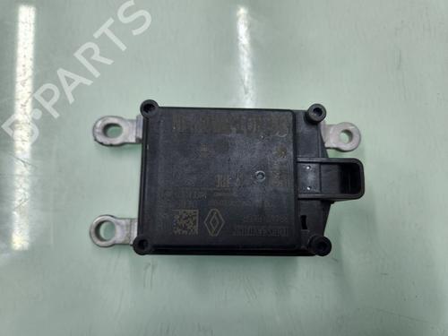 electronic-module-renault-clio-v-b7_-2019-27610246 main image