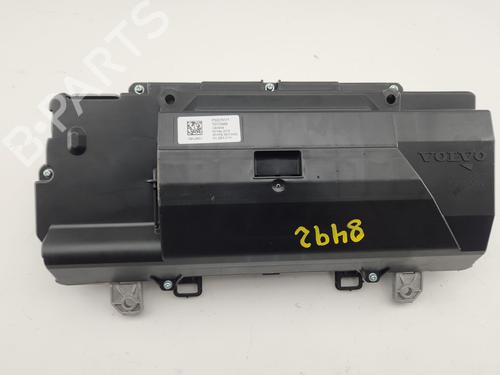 Instrument cluster VOLVO XC40 (536) T3 | BP38047868C47 - Image 1