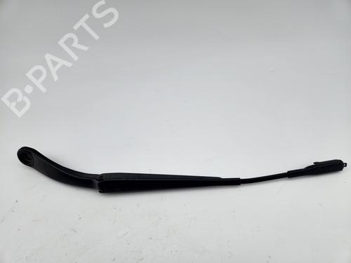 Used Front windshield wiper arm MERCEDES-BENZ A-CLASS (W176) A 45 AMG 4-matic (176.052) (360 hp) 29821218