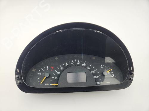 Used Instrument cluster Instrument cluster MERCEDES-BENZ VITO Bus (W639) 111 CDI (639.701, 639.703, 639.705) (109 hp) 34189062 34189062