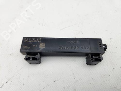 Antenna/Base VW MULTIVAN T7 (STM, STN) 1.4 eHybrid | BP32444898C140