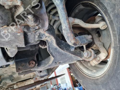 Used Left front suspension arm NISSAN NAVARA NP300 (D40) [2004-2026]  21649582
