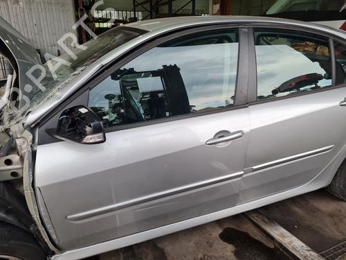 Used Left front door RENAULT LAGUNA III (BT0/1) 2.0 16V (BT05, BT0F, BT0W) (140 hp) 29023111